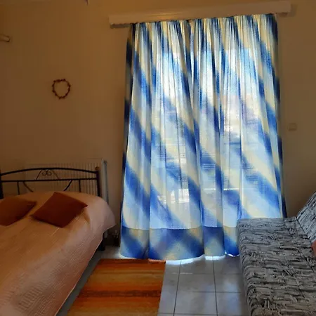 A Comfortable Near The Апартаменты Патра